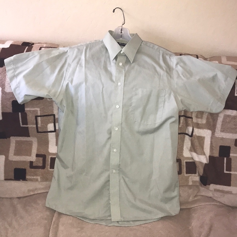 Puritan medium 15-15.5” short sleeve light green dress shirt 👔 damaged